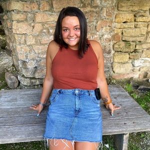 Meet your Posher, Hannah